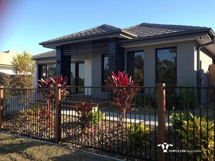 104 Sovereign Drive, Deebing Heights QLD 4306