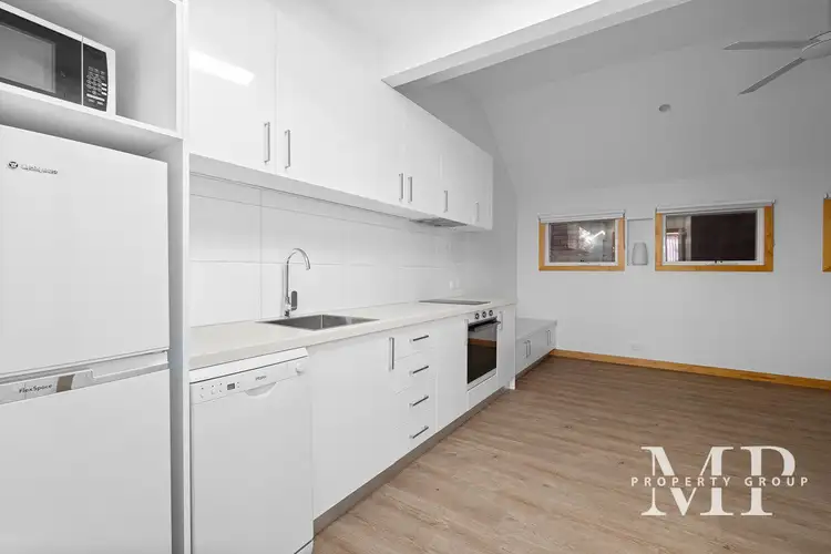 Studio 7/5 The Avenue, Mccrae VIC 3938