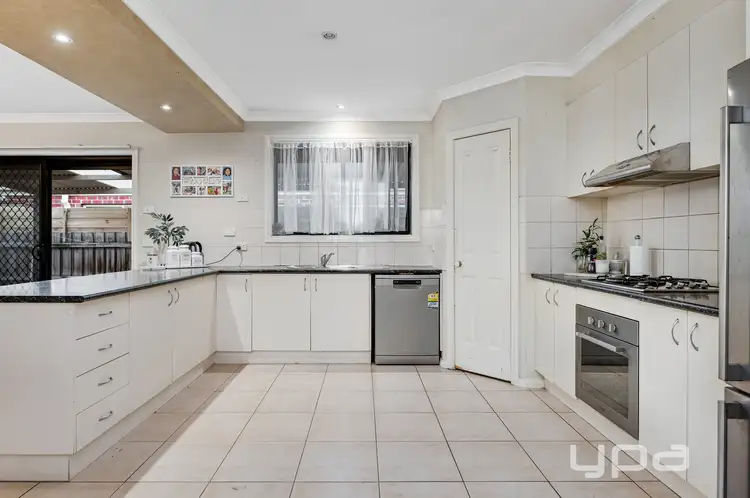 Seventh view of Homely house listing, 13 Yellowstone Court, Roxburgh Park VIC 3064