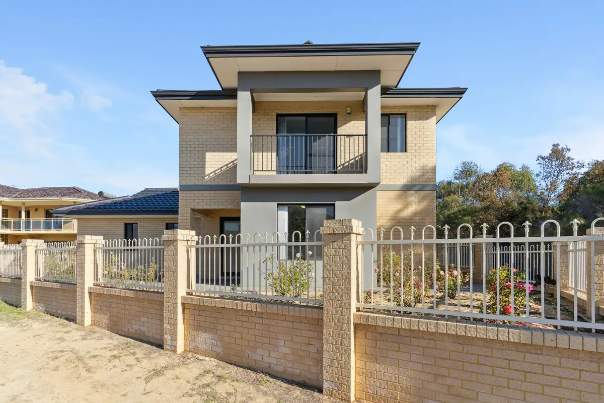 Main view of Homely house listing, 2/4 Carden Drive, Cannington WA 6107