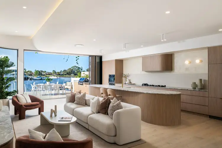 1/37 Neerim Drive, Mooloolaba QLD 4557