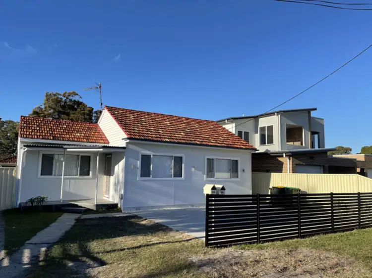 52A Anzac Road, Long Jetty NSW 2261