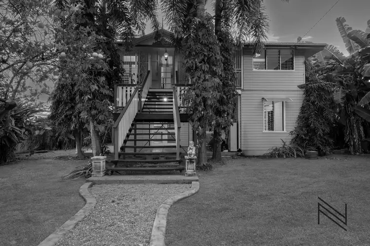 24 Sussex Street, Hyde Park QLD 4812