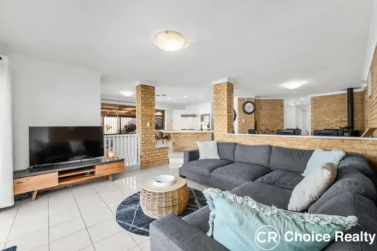 11 Capill Corner, Leeming WA 6149