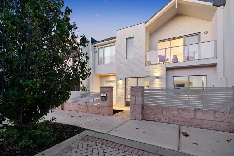3 Fenian Pass, Hillarys WA 6025