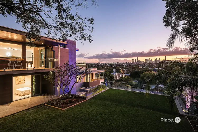 35 Ryan Avenue, Balmoral QLD 4171