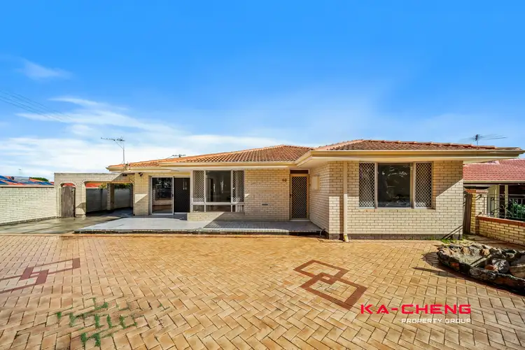 40A Gayford Way, Girrawheen WA 6064