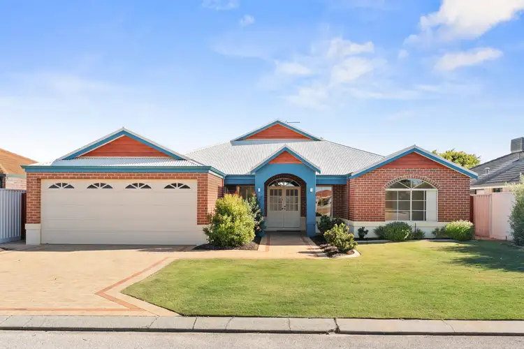 5 Bluefields Parkway, Port Kennedy WA 6172