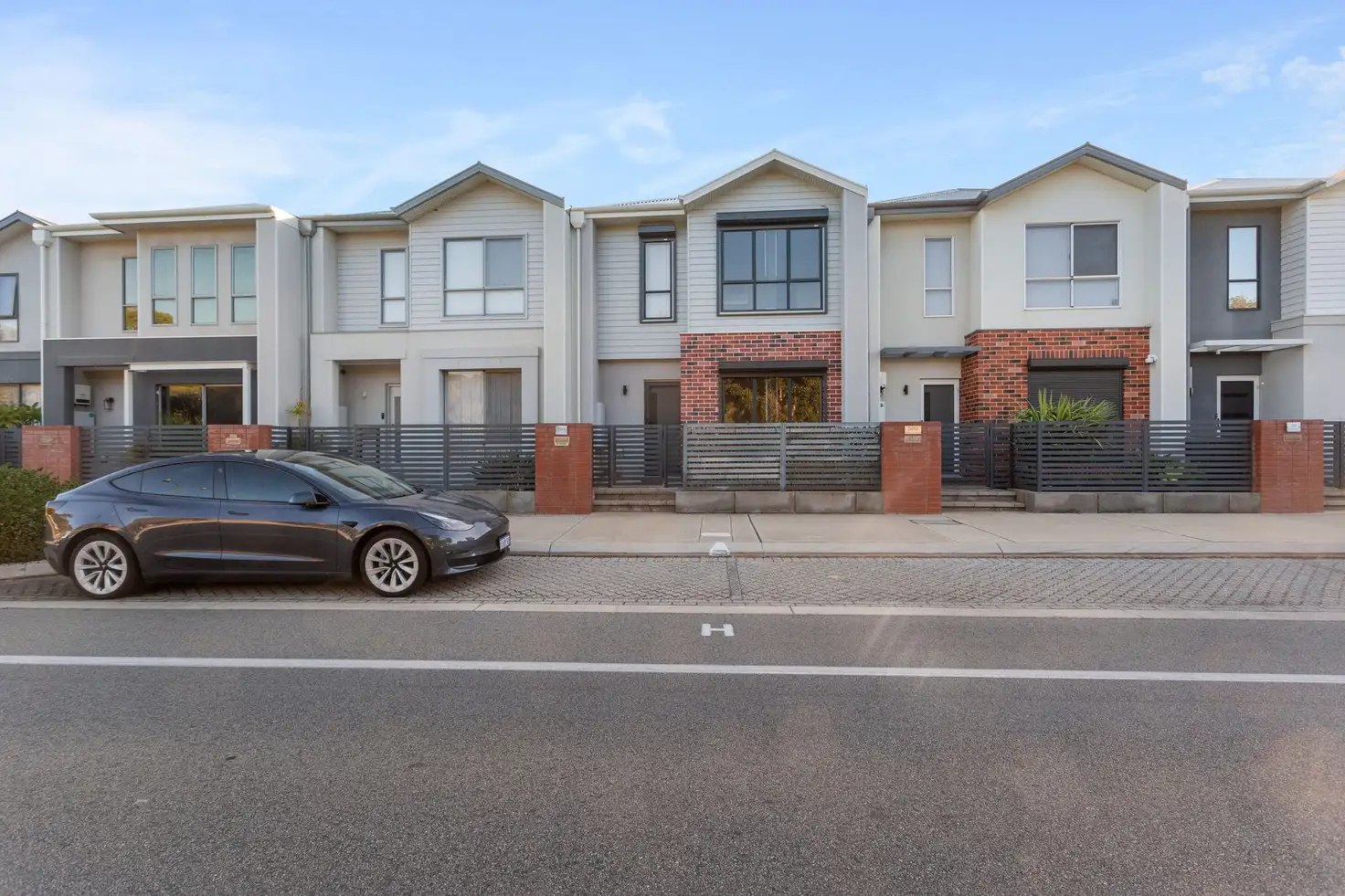 Main view of Homely townhouse listing, 587 Farrall Road, Midvale WA 6056