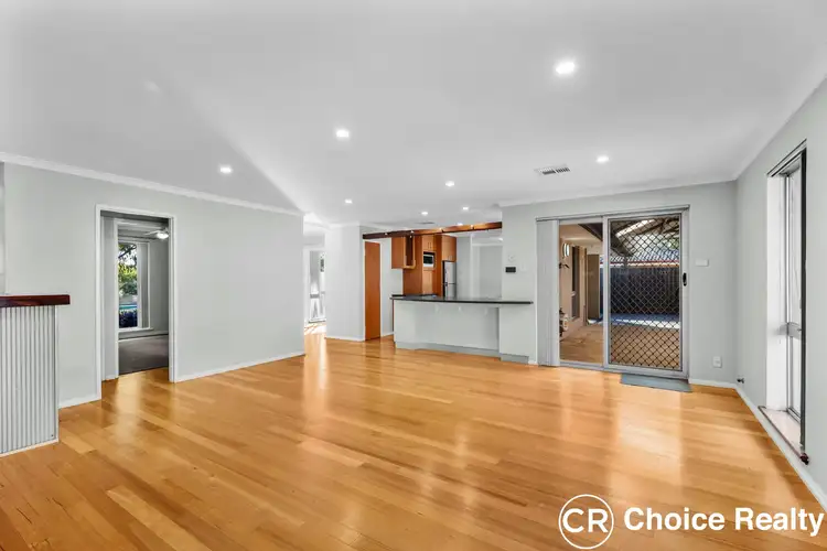 Fourth view of Homely house listing, 7 Stafford Court, Leeming WA 6149