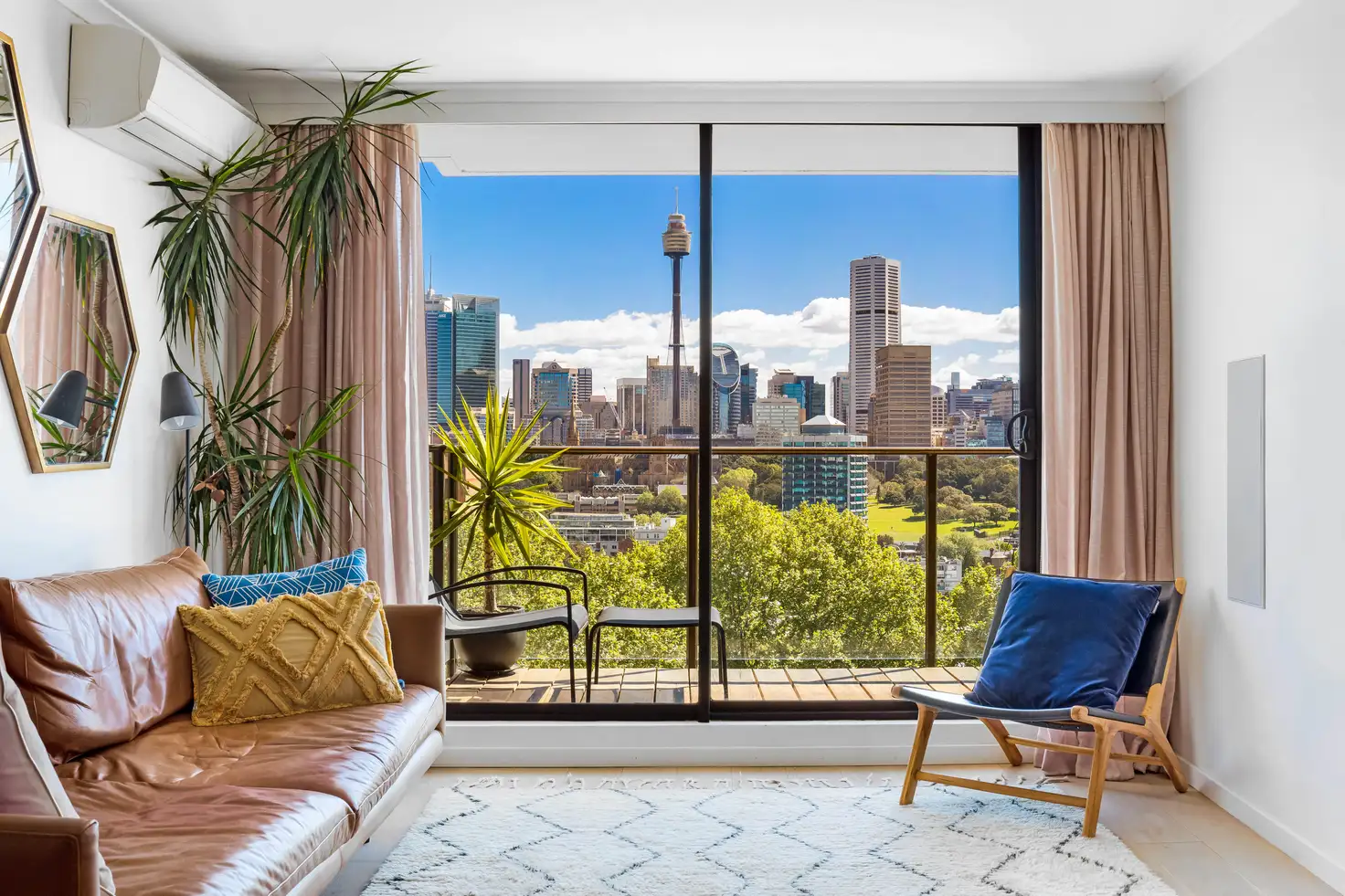 Main view of Homely apartment listing, 2 Springfield Avenue, Potts Point NSW 2011