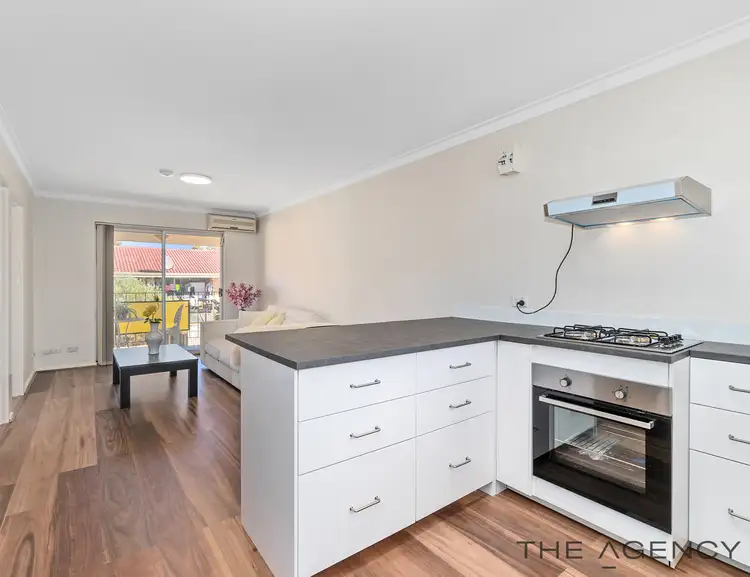 15B/305 Harborne Street, Glendalough WA 6016