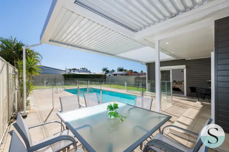 11 York Crescent, Belmont North NSW 2280