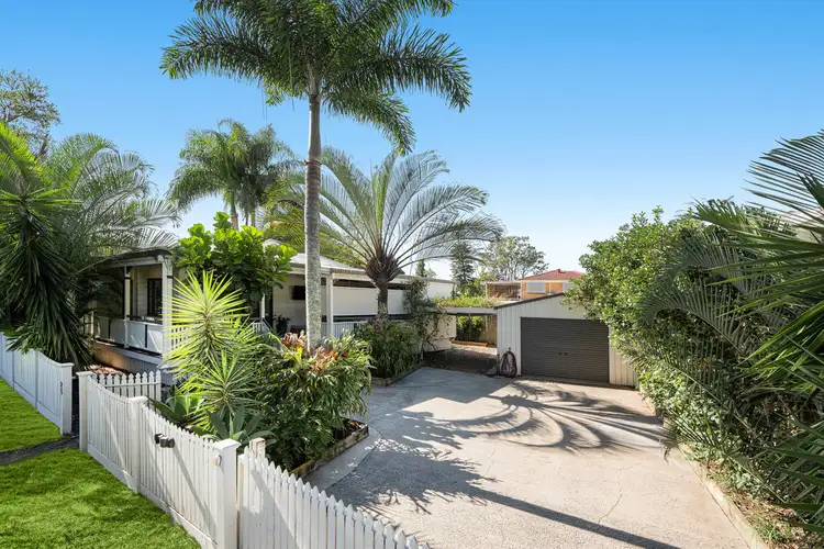 23 Lucy Street, Thorneside QLD 4158