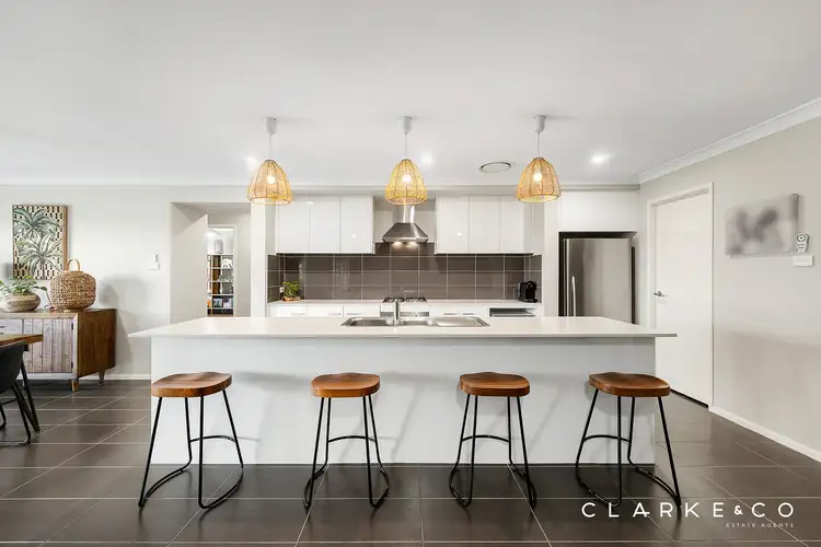 Fourth view of Homely house listing, 10 Dianella Way, Aberglasslyn NSW 2320