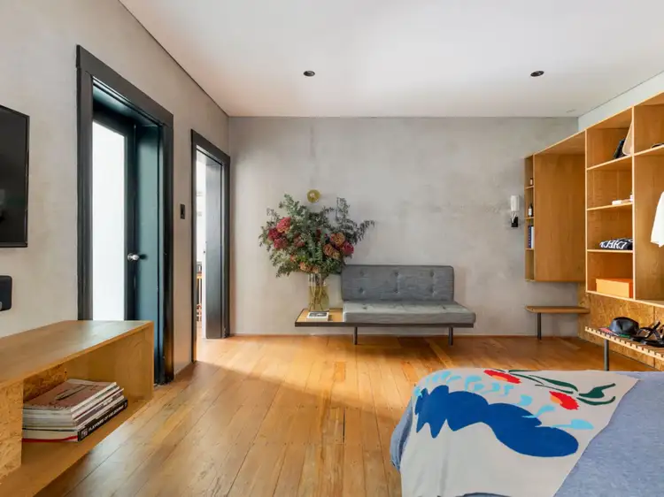 Main view of Homely unit listing, 1/10 Royston Street, Darlinghurst NSW 2010