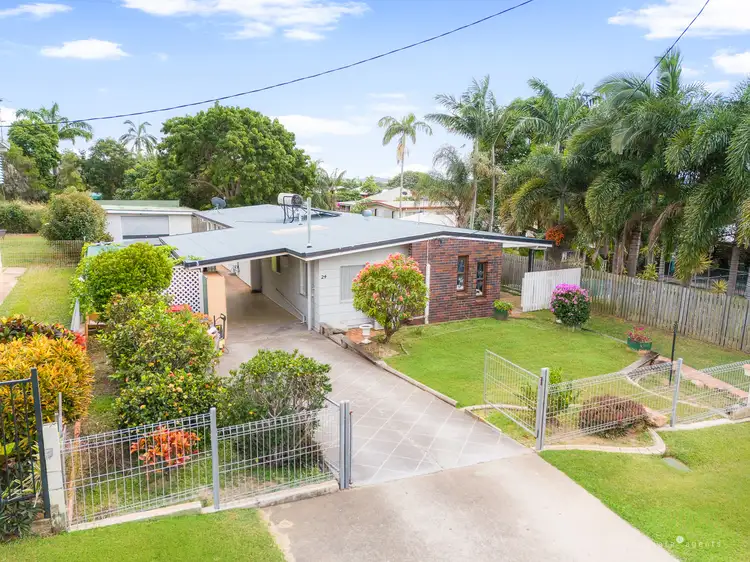 24 Pier Street, South Gladstone QLD 4680
