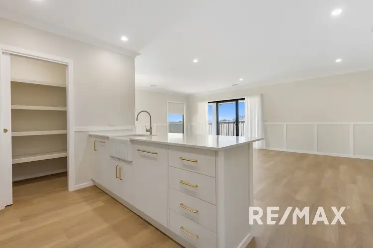 Fourth view of Homely villa listing, 2/32 Kingsford Smith Road, Boorooma NSW 2650