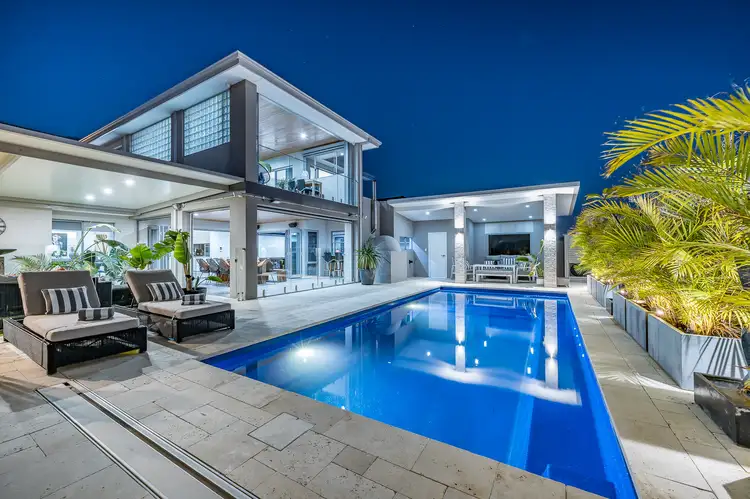 11 Seafarer Way, Jindalee WA 6036