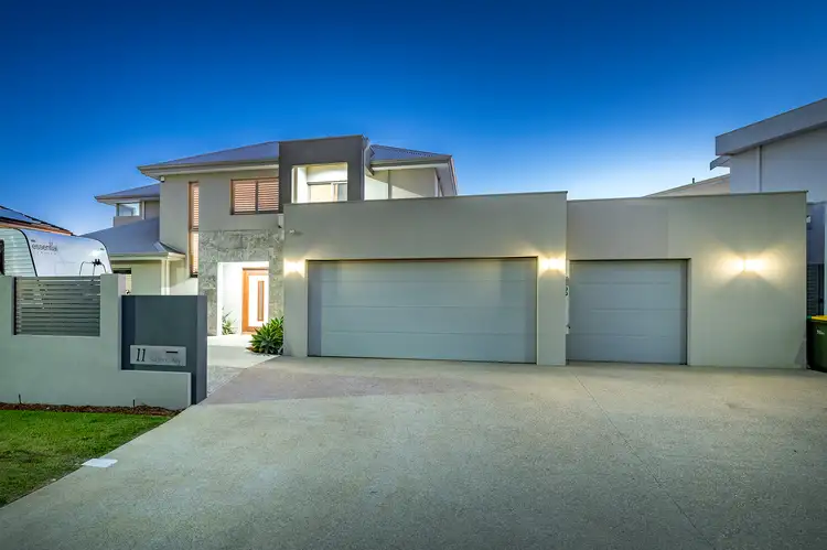 Second view of Homely house listing, 11 Seafarer Way, Jindalee WA 6036