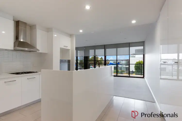 Second view of Homely flat listing, 2/101 Flinders Street, Wagga Wagga NSW 2650