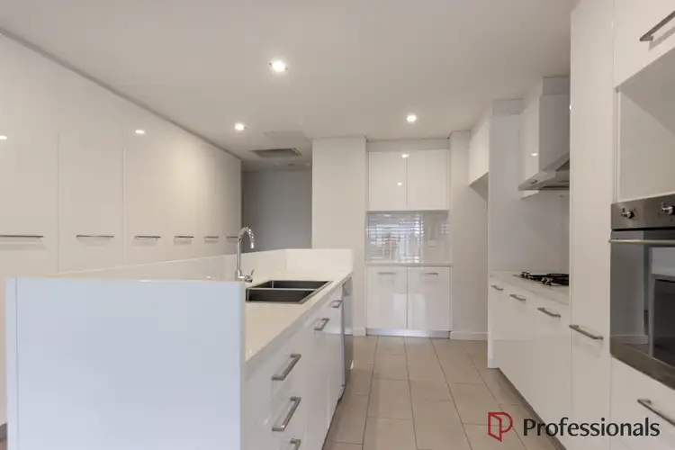 Third view of Homely flat listing, 2/101 Flinders Street, Wagga Wagga NSW 2650