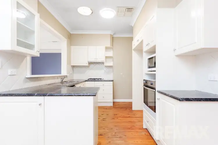 Fifth view of Homely house listing, 376 Lake Albert Road, Kooringal NSW 2650