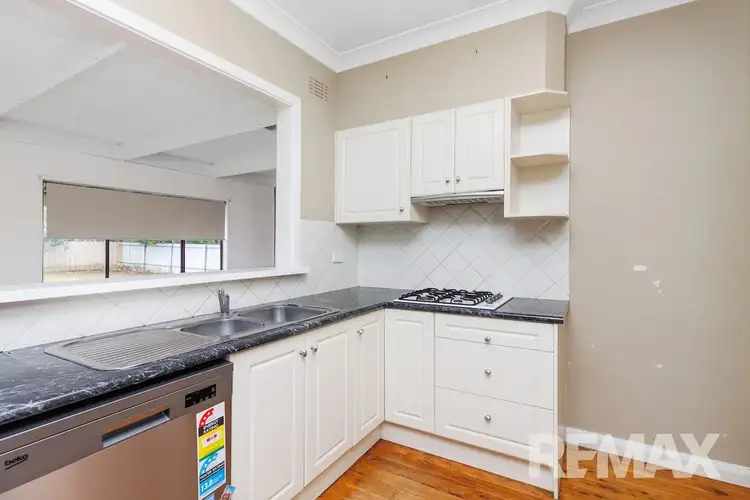 Sixth view of Homely house listing, 376 Lake Albert Road, Kooringal NSW 2650