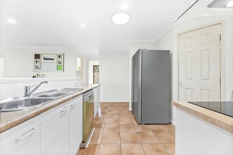 Fifth view of Homely house listing, 4 Buckle Court, Middle Ridge QLD 4350
