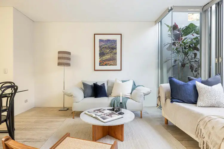 Third view of Homely apartment listing, 6/208 Bridge Road, Glebe NSW 2037