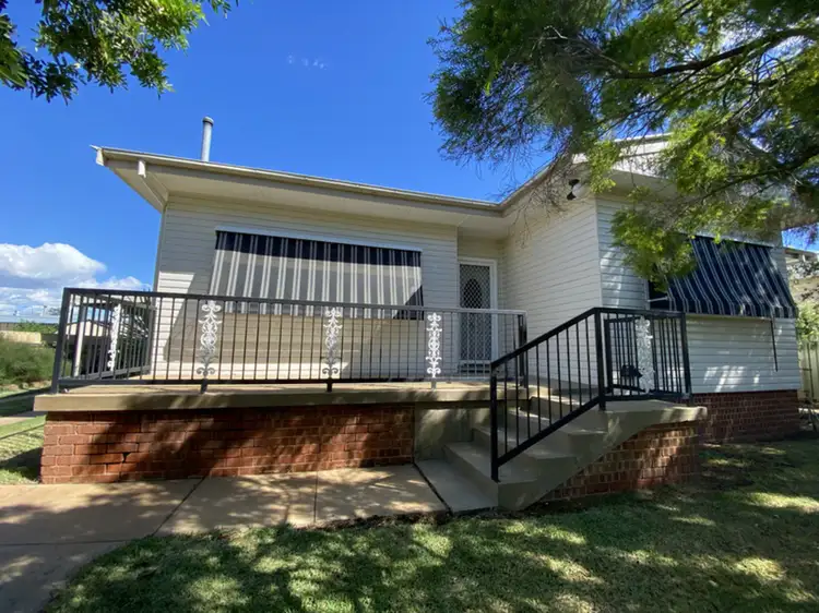 8 Hogan Street, Narrabri NSW 2390