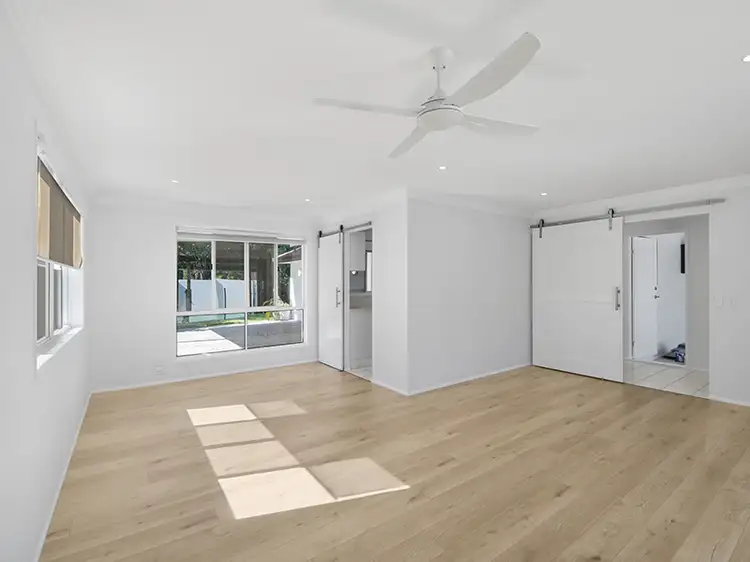 Sixth view of Homely house listing, 15 Dame Patti Avenue, Mermaid Waters QLD 4218
