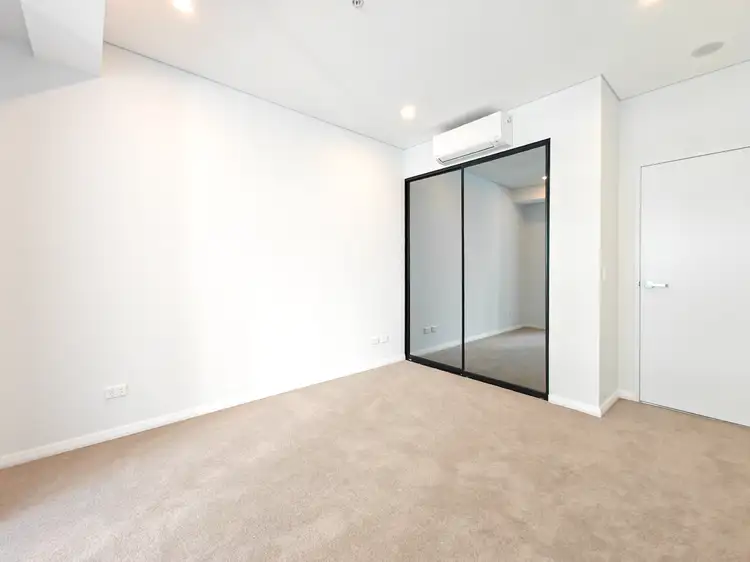 Level 6/4B Hasluck Street, Rouse Hill NSW 2155