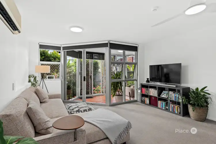 Fifth view of Homely unit listing, 3/55 Thorn Street, Kangaroo Point QLD 4169