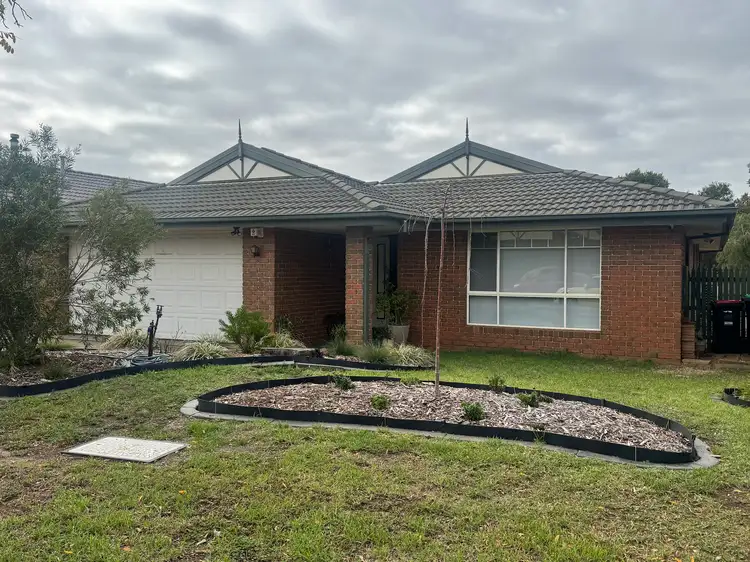 30 Kenswick Drive, Hillside VIC 3037