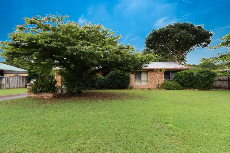 7 DESMOND Drive, Toogoom QLD 4655