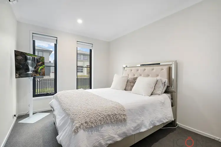 Sixth view of Homely townhouse listing, 33 Soho Crescent, Wollert VIC 3750