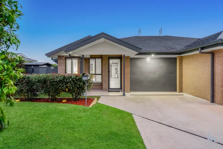 22 Santa Fe Close, Cameron Park NSW 2285