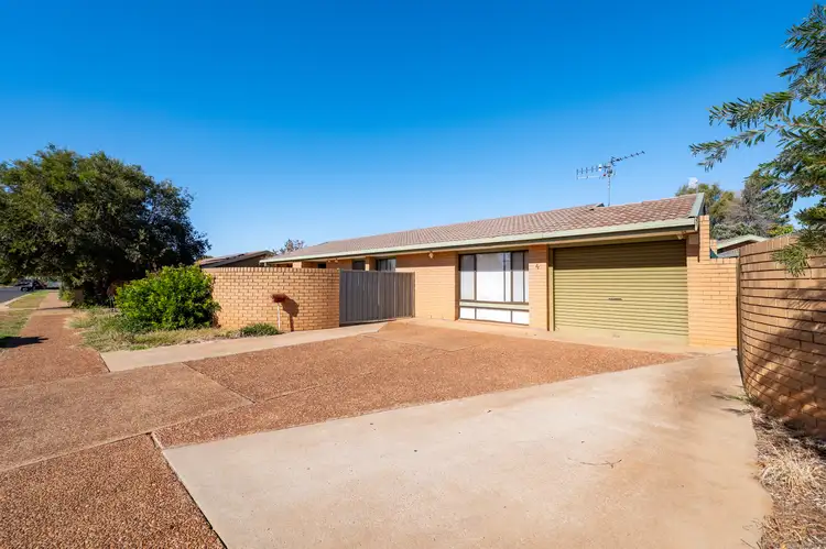 4/16 Sanders Street, Griffith NSW 2680