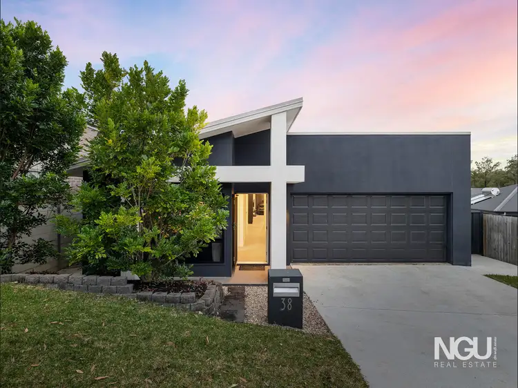 38 Camden Crescent, Spring Mountain QLD 4300