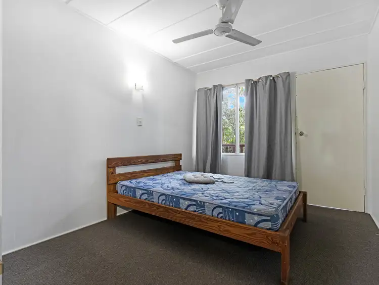 Fifth view of Homely unit listing, 5/384 Esplanade, Torquay QLD 4655