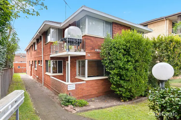 1/74 Hunter Street, Hornsby NSW 2077