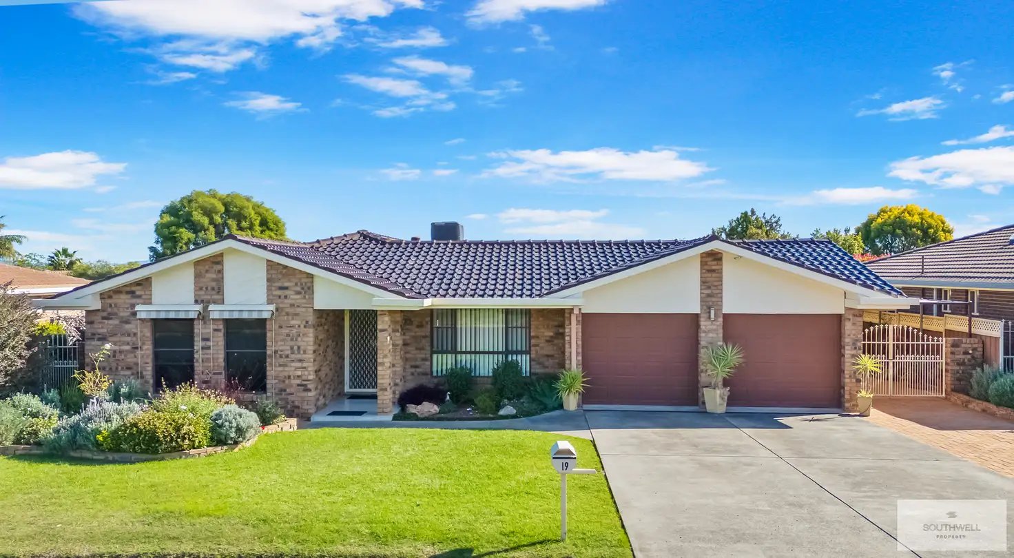 Main view of Homely house listing, 19 Noonga Crescent, Hillvue NSW 2340