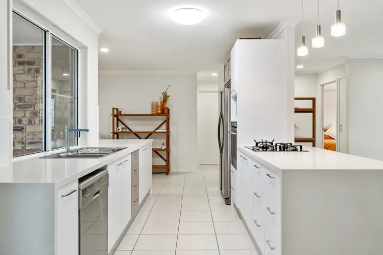 Sixth view of Homely house listing, 2 Minto Place, Currimundi QLD 4551