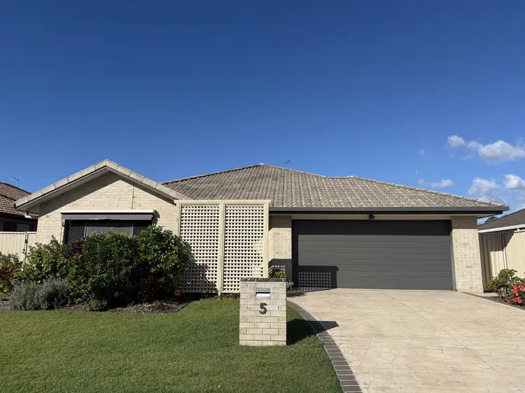 Main view of Homely house listing, 5 Malia Court, Wynnum West QLD 4178