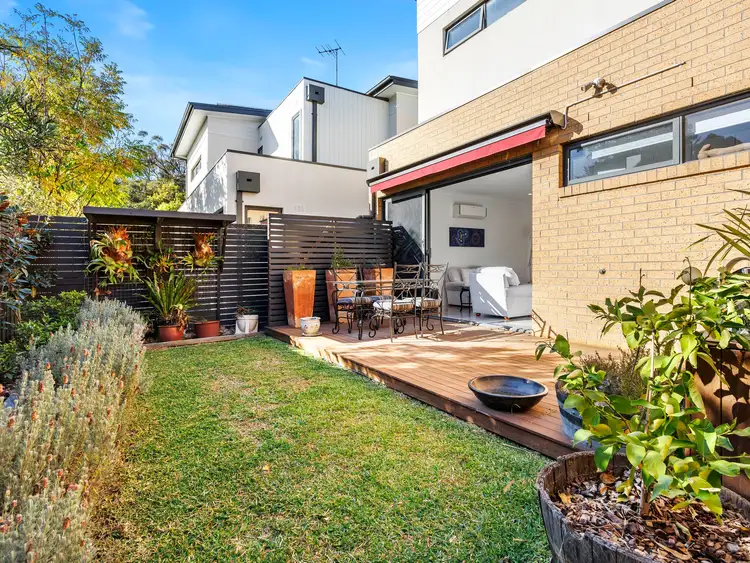 2/38 Amelia Avenue, Mornington VIC 3931