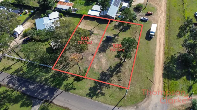 52A & 52B Nelson Street, Greta NSW 2334