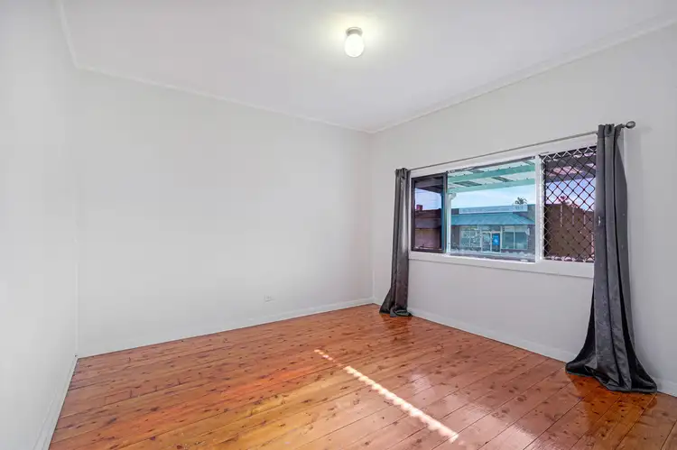 25 Anzac Road, Long Jetty NSW 2261