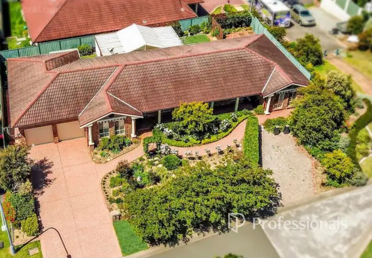 7 Roserea Court, Glenmore Park NSW 2745