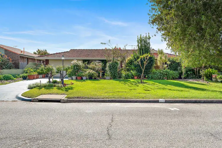 5 Roche Court, Bull Creek WA 6149